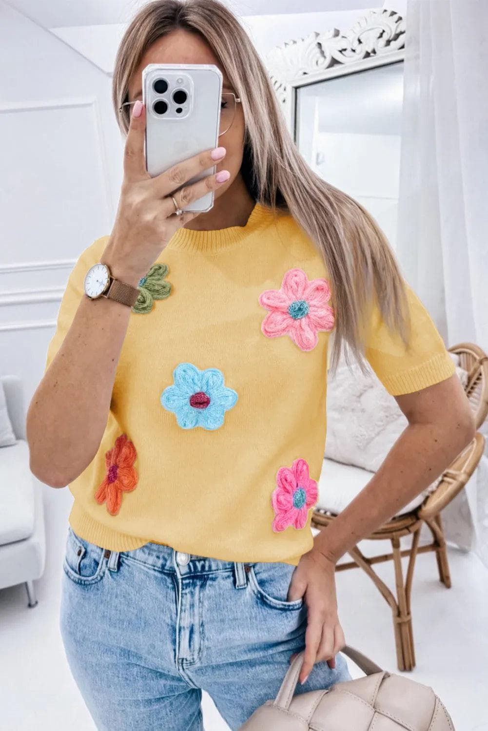 Tops/Short Sleeve Sweaters Yellow Cream Cute Flower Applique Short Sleeve Sweater