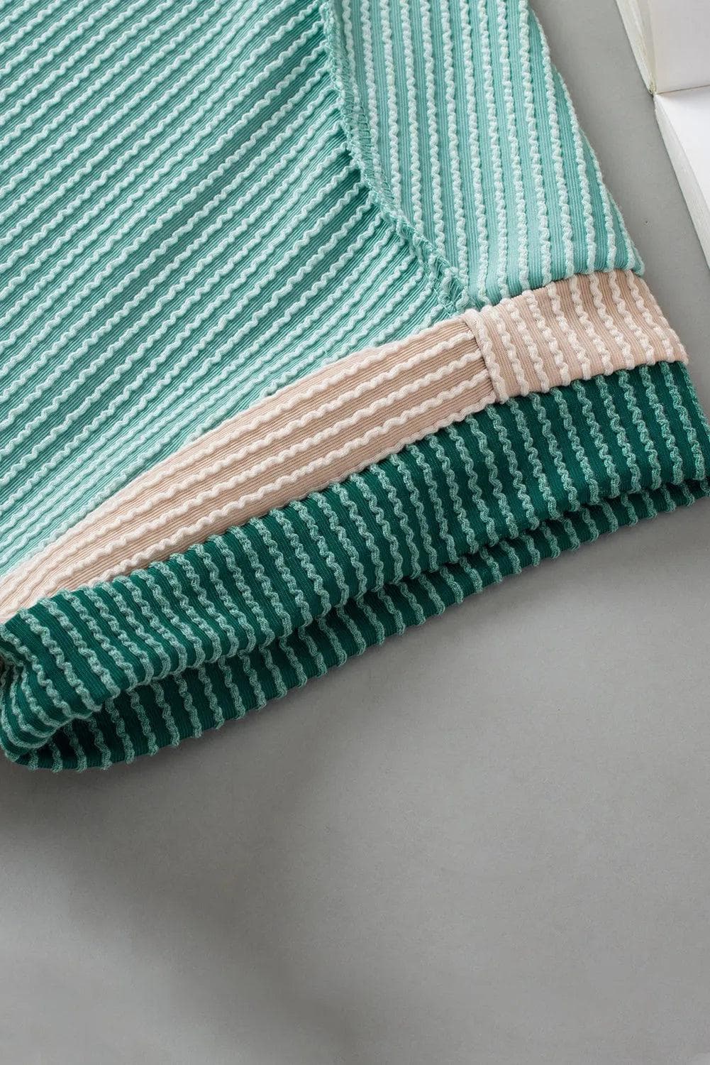 Tops/Tops & Tees Grass Green Textured Contrast Trim Round Neck T Shirt