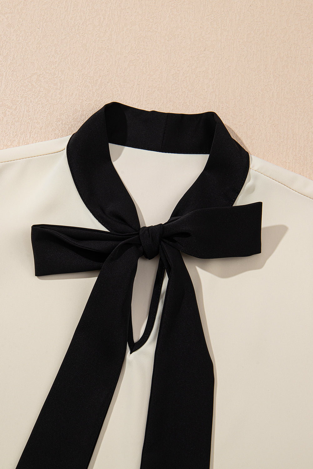 White Bow Knot Neckline Contrast Stripe Short Sleeve Blouse