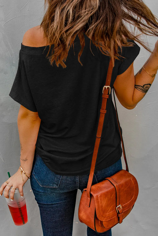 Black Pocketed Tee with Side Slits - Chic Meadow Boutique