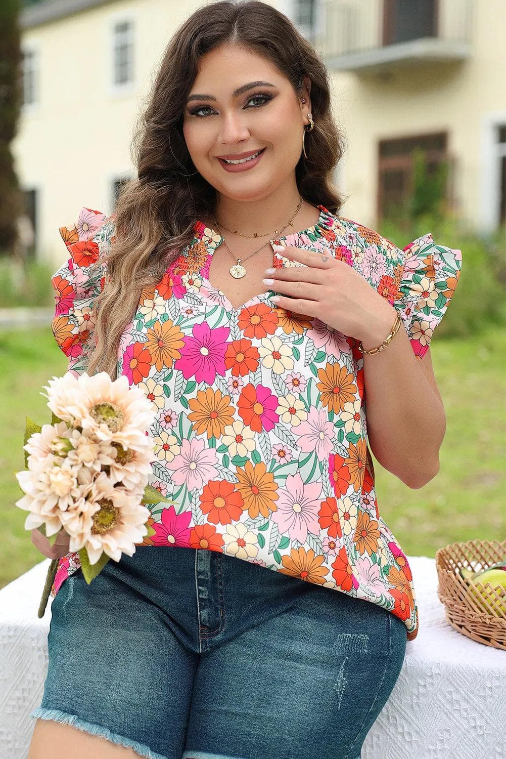 Plus Size/Plus Size Tops/Plus Size Blouses & Shirts Multicolour Plus Floral Notched Neck Ruffle Sleeve Blouse