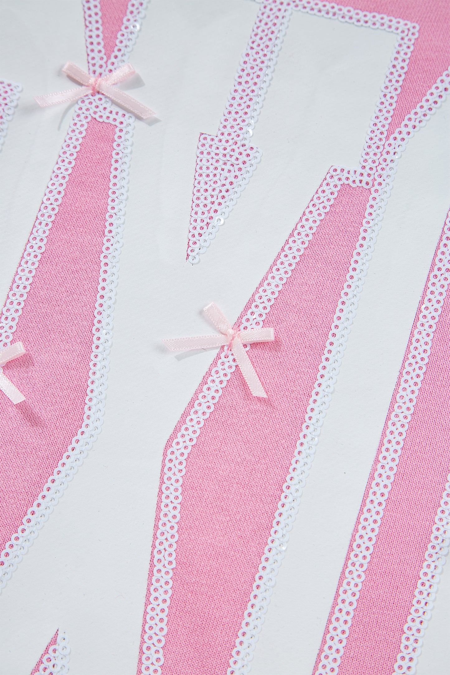 Pink Bow Sequin XOXO Letter Graphic Exposed Seam Baggy Sweatshirt