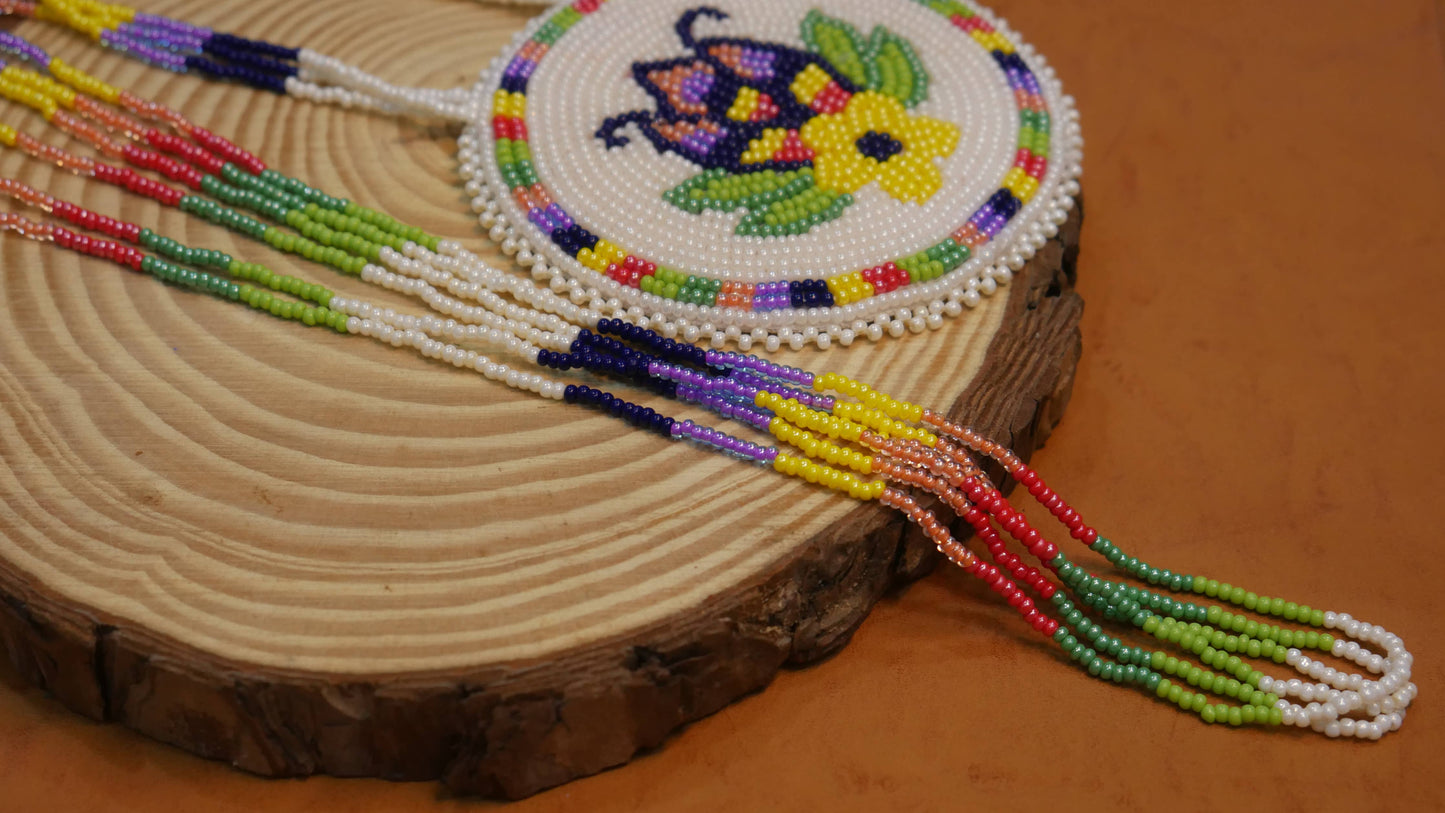 Native American Cream Flower Beaded medallion Necklace