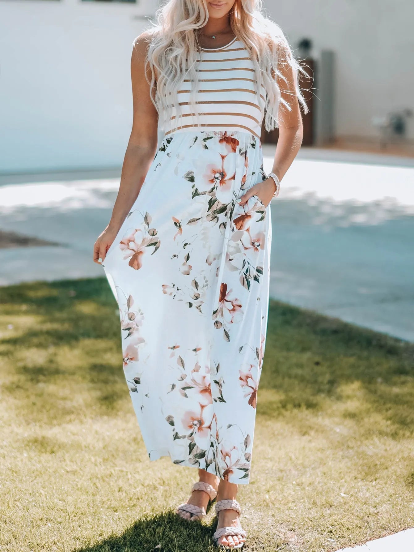 Dresses/Maxi Dresses White Striped Floral Print Sleeveless Maxi Dress with Pocket