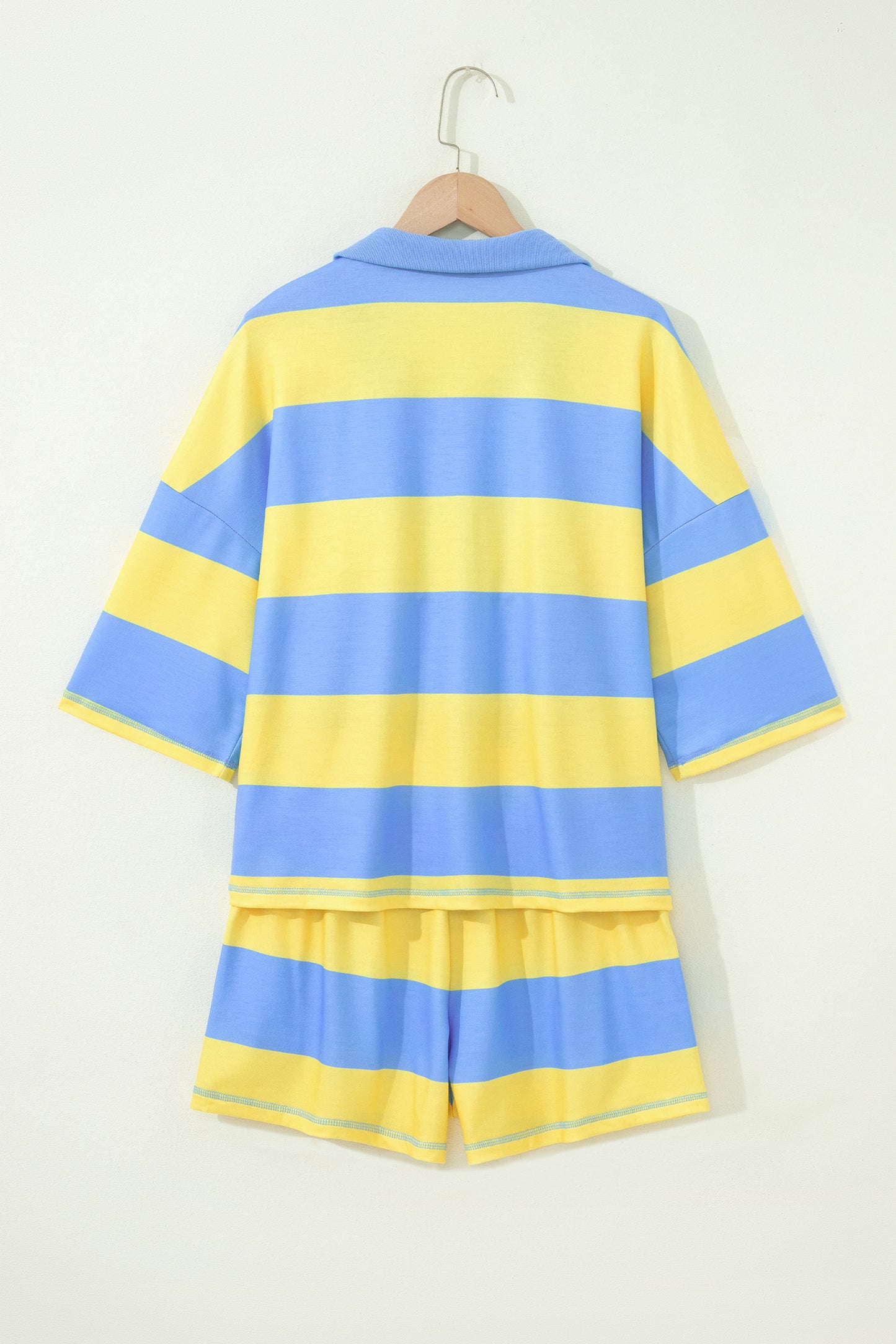 Yellow Stripe Half Zipper Placket Bracelet Sleeve Top Casual Shorts Set
