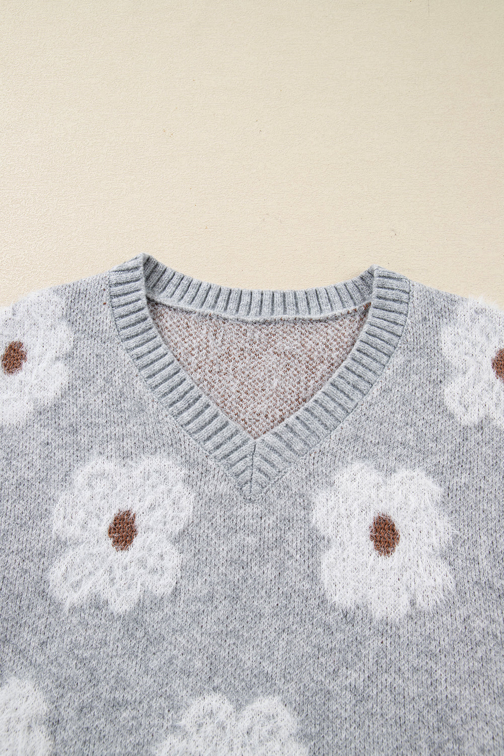 Gray Cute Flower Print V Neck Drop Shoulder Baggy Sweater