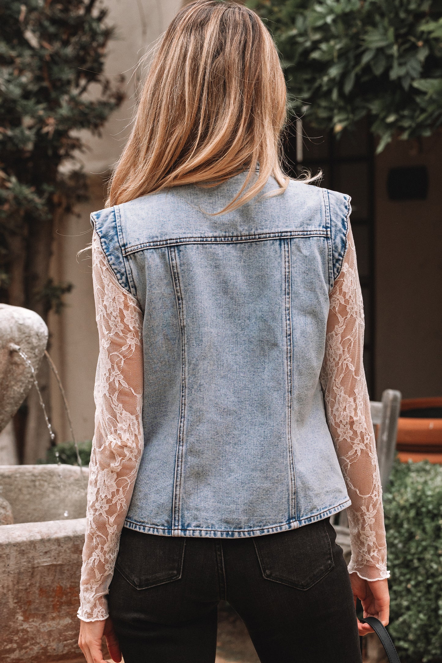 Beau Blue Scalloped Trim Patch Pocket Button Front Denim Vest