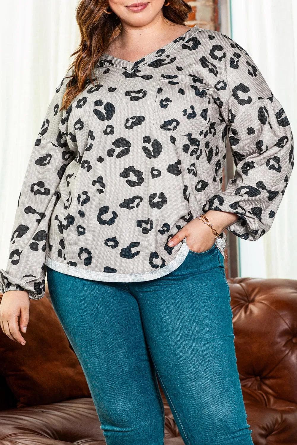 Plus Size/Plus Size Tops/Plus Size Long Sleeve Tops Gray Printed Leopard Balloon Sleeve Thermal Knit Plus Size Top