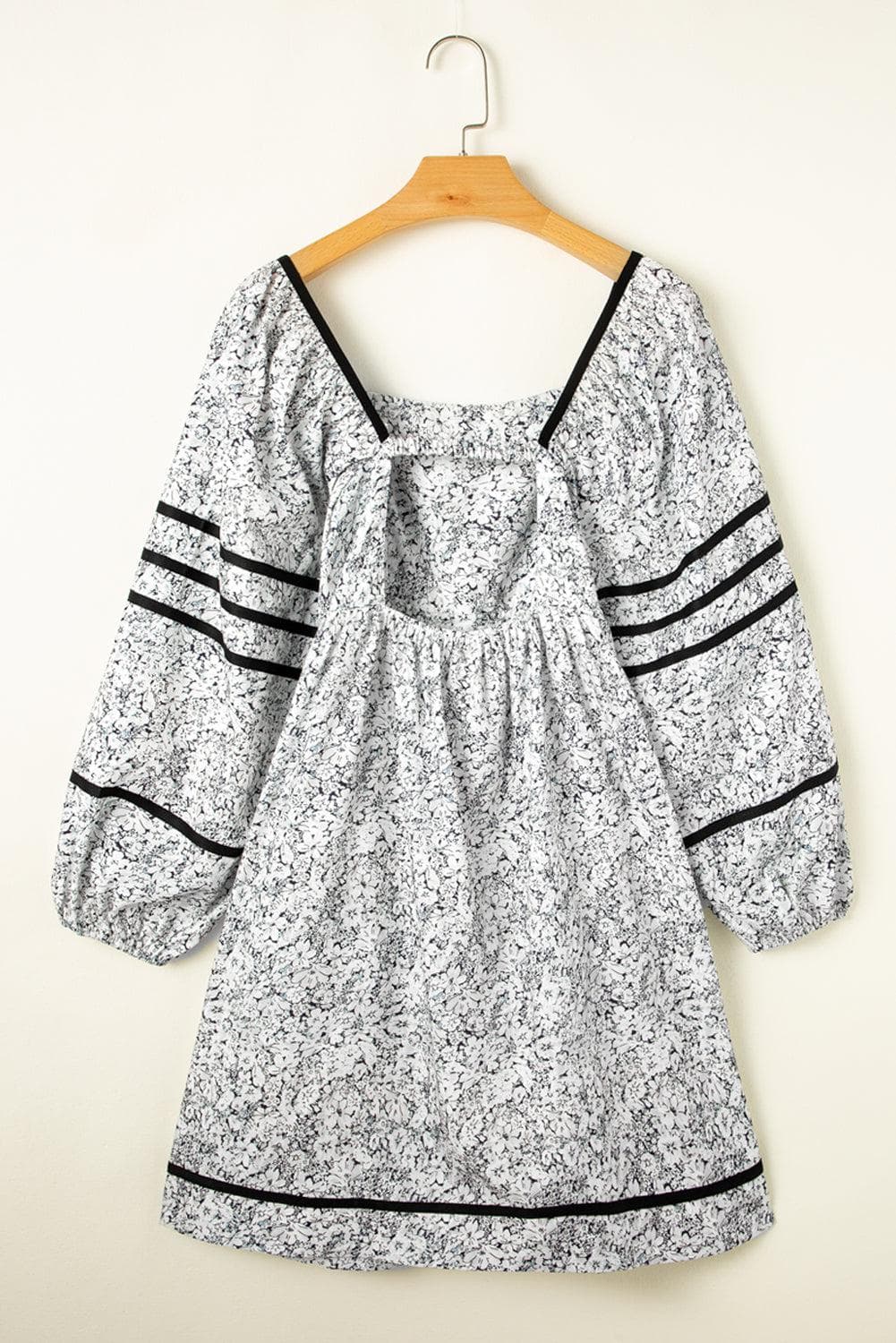 Dresses/Floral Dresses Gray Floral Print Open Back Balloon Sleeve Square Neck Mini Dress