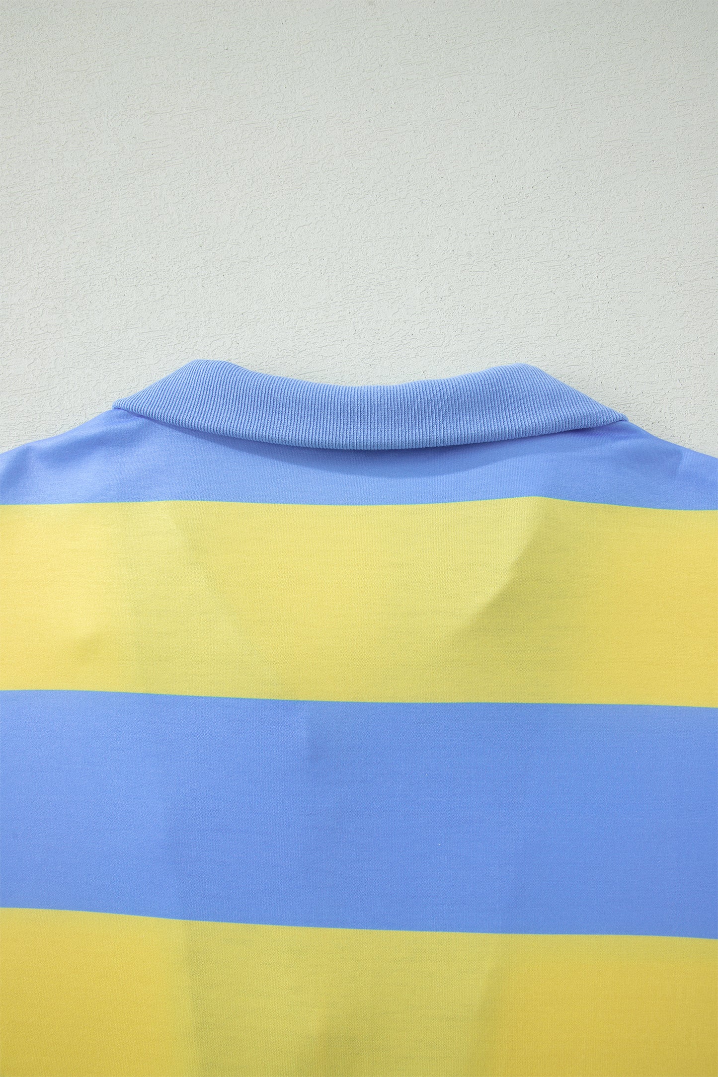 Yellow Stripe Half Zipper Placket Bracelet Sleeve Top Casual Shorts Set