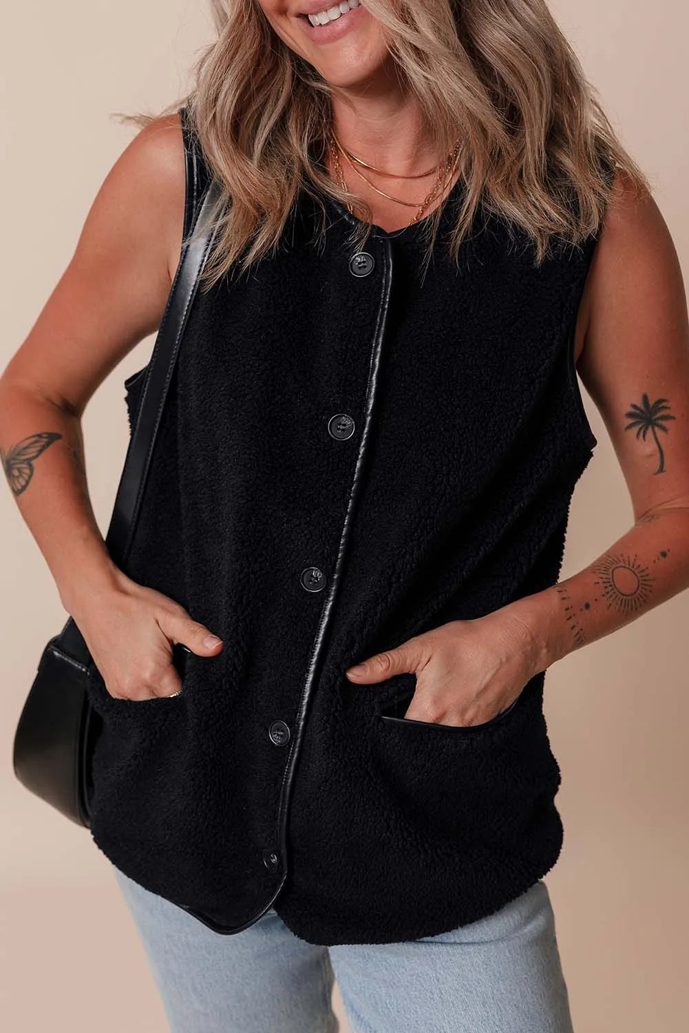 Black Leather Contrast Side Pockets Buttoned Fleece Vest - Chic Meadow Boutique 