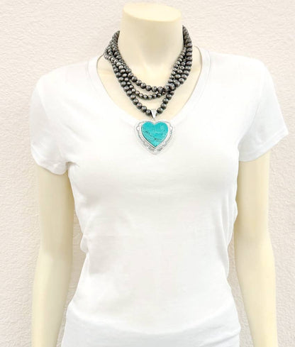 739697, 18" Handmade Navajo Heart Turquoise Necklace