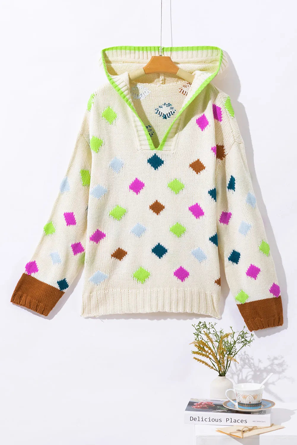 White Rhombus Pattern Colorblock V Neck Hooded Sweater - Chic Meadow Boutique 