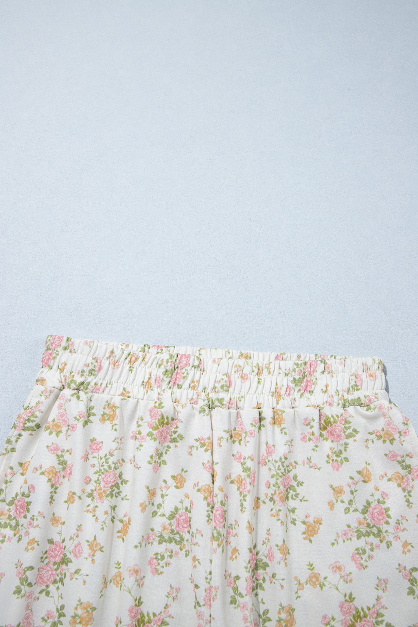 Beige Floral Print Long Sleeve Shift Top Pocketed Shorts 2pcs Set