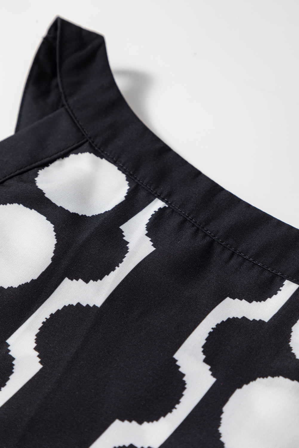 Black Abstract Dot Flower Print Tank Top