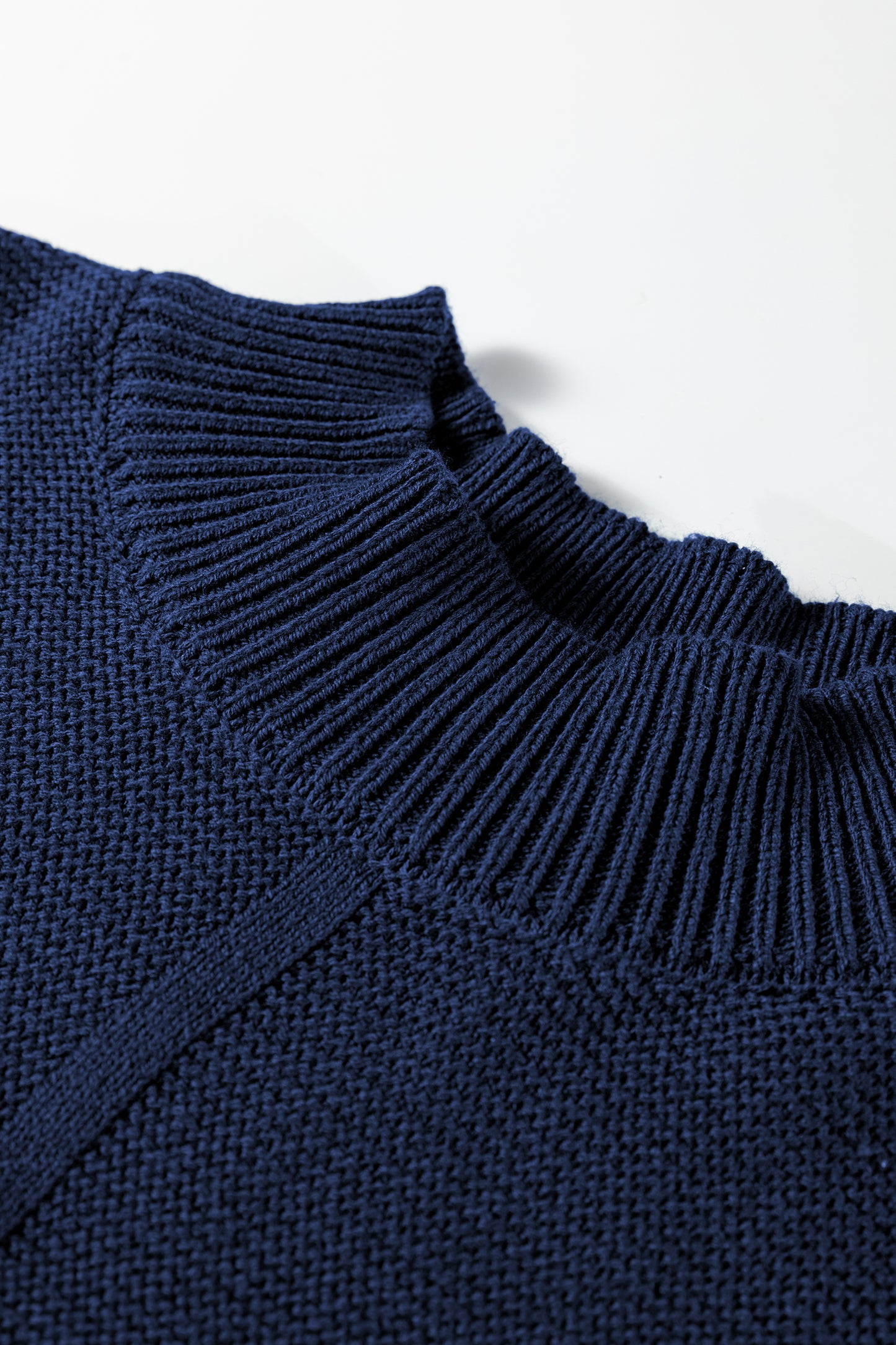 Dirty blue Solid Color Front Seam Drop Shoulder Loose Sweater