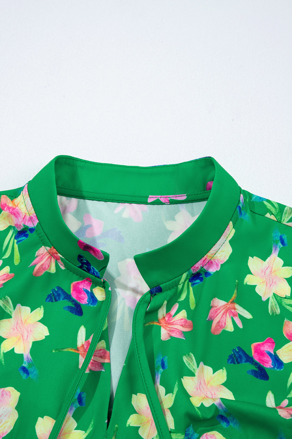 Green Floral Detail Tie Split Neck Short Sleeve Blouse