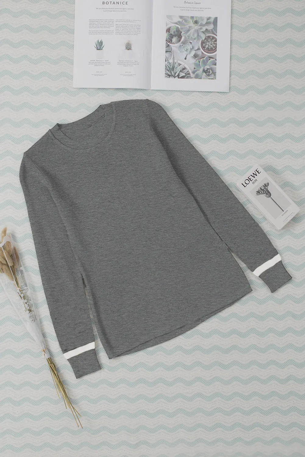 Medium Grey Ribbed Trim Crew Neck Long Sleeve Sweater - Chic Meadow Boutique 