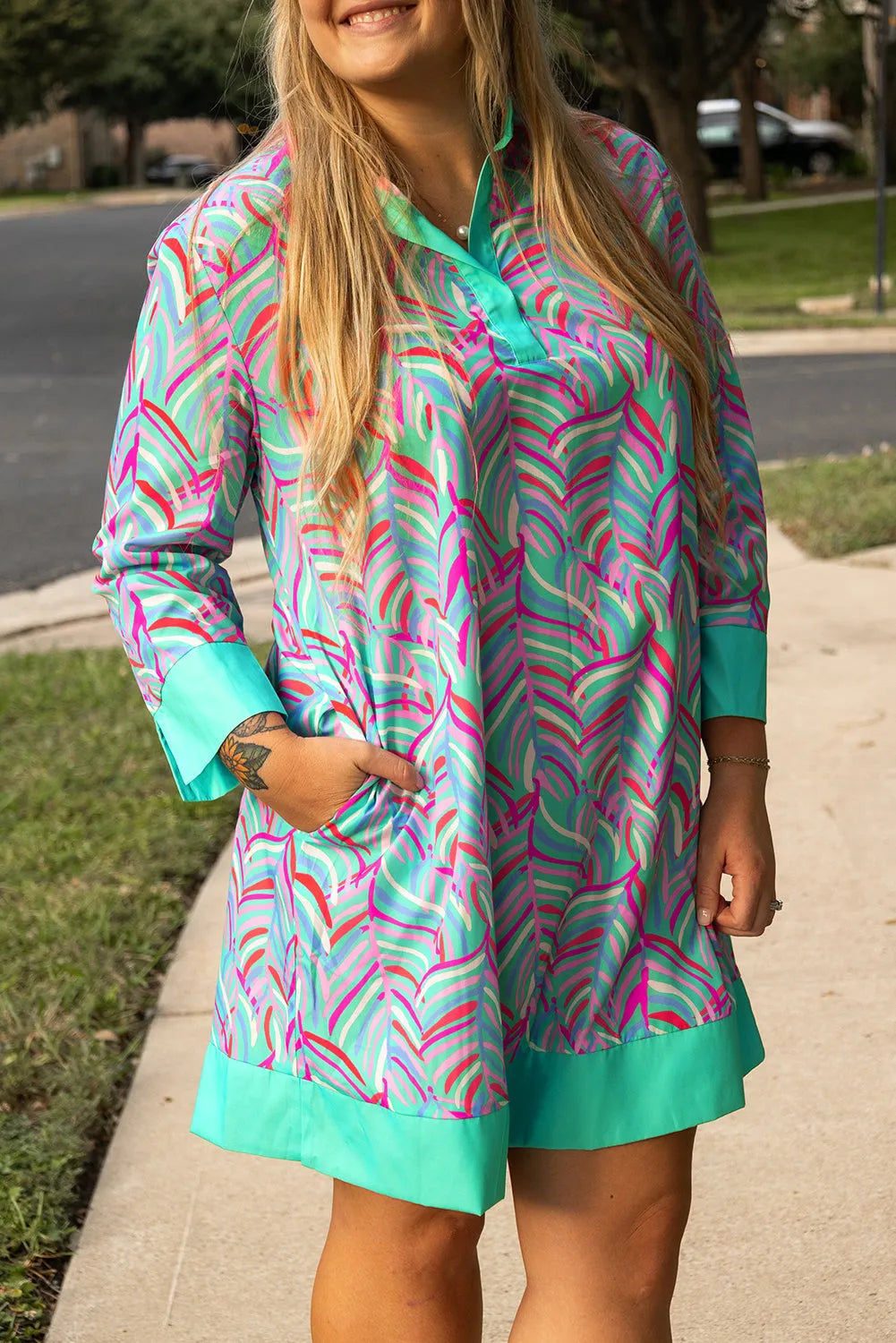 Green Plus Size Palm Pattern Long Sleeve Shift Dress - Chic Meadow Boutique 