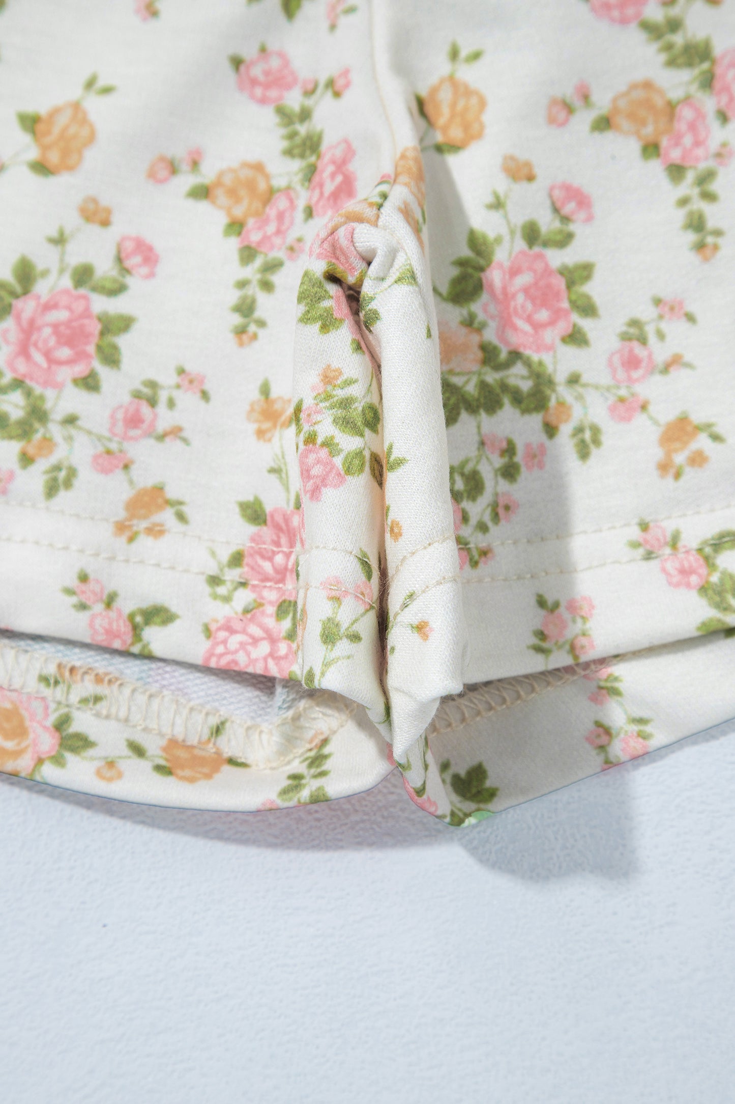Beige Floral Print Long Sleeve Shift Top Pocketed Shorts 2pcs Set