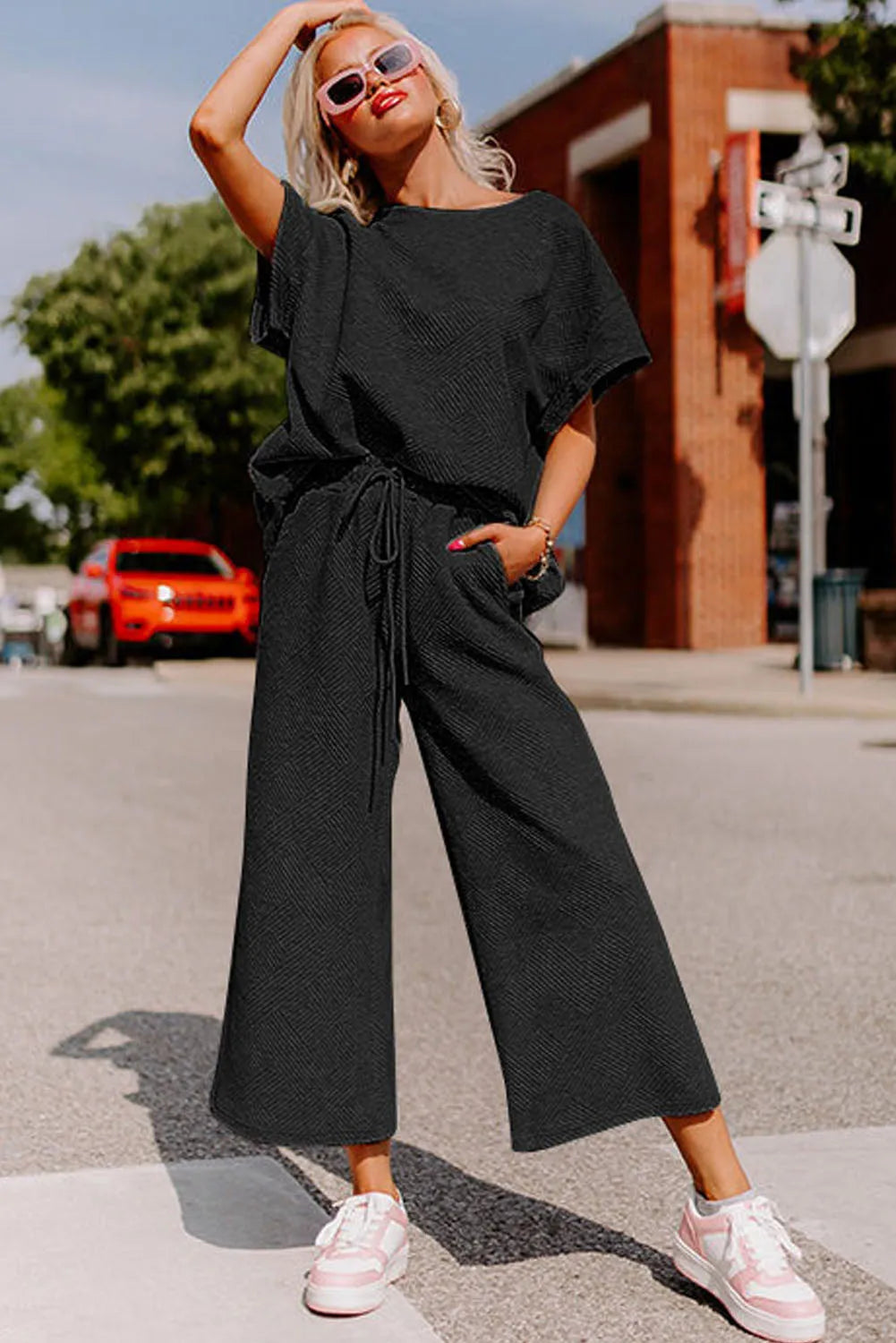 Black Textured Loose Fit T Shirt and Drawstring Pants Set - Chic Meadow Boutique 