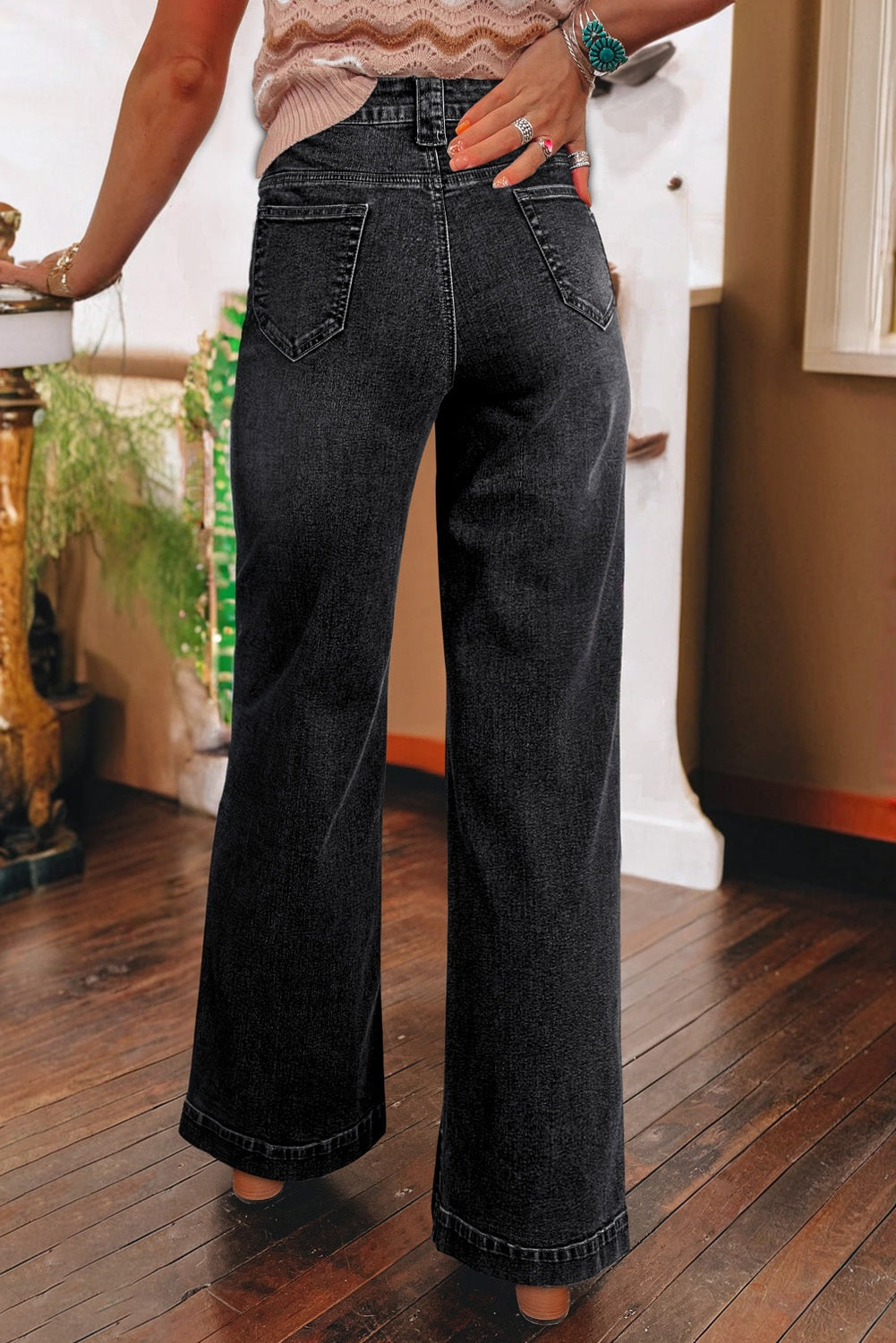 Black Wide Leg Pocketed High Waist Jeans