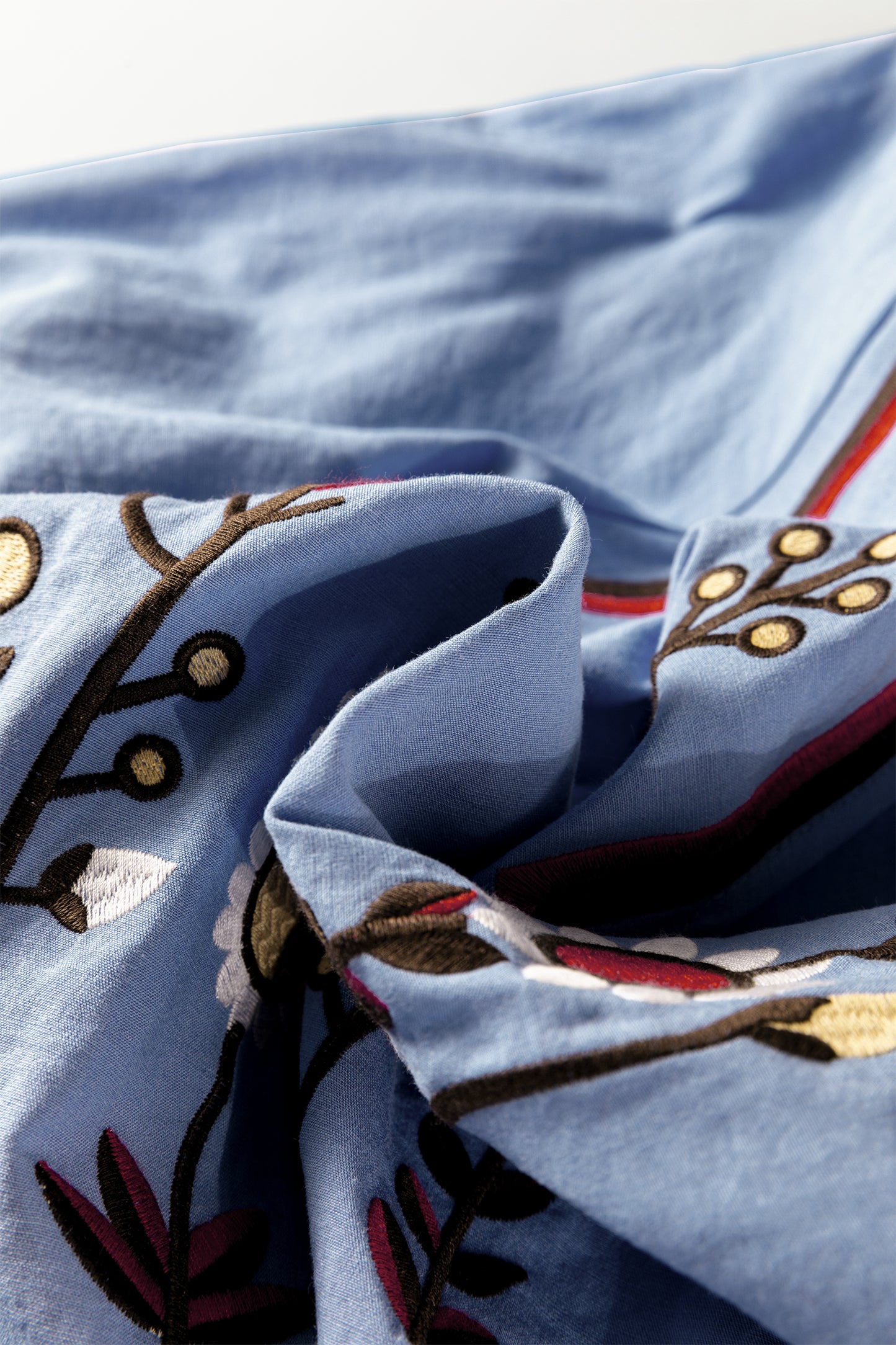 Real Teal Floral Embroidered Split Neck Tassel Tie Puff Sleeve Blouse