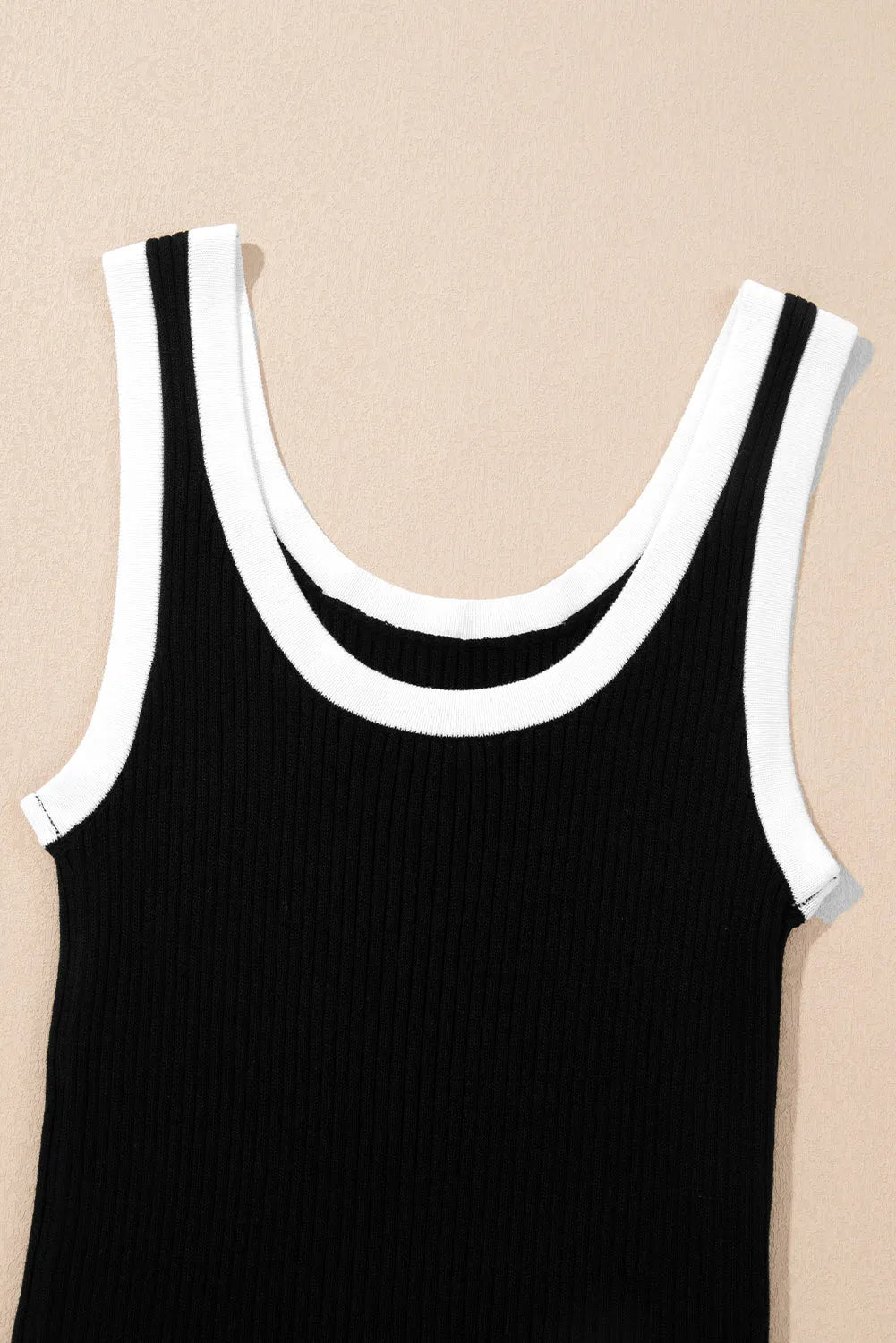 Black Colorblock Edge Ribbed Knit U Neck Tank Top - Chic Meadow Boutique 