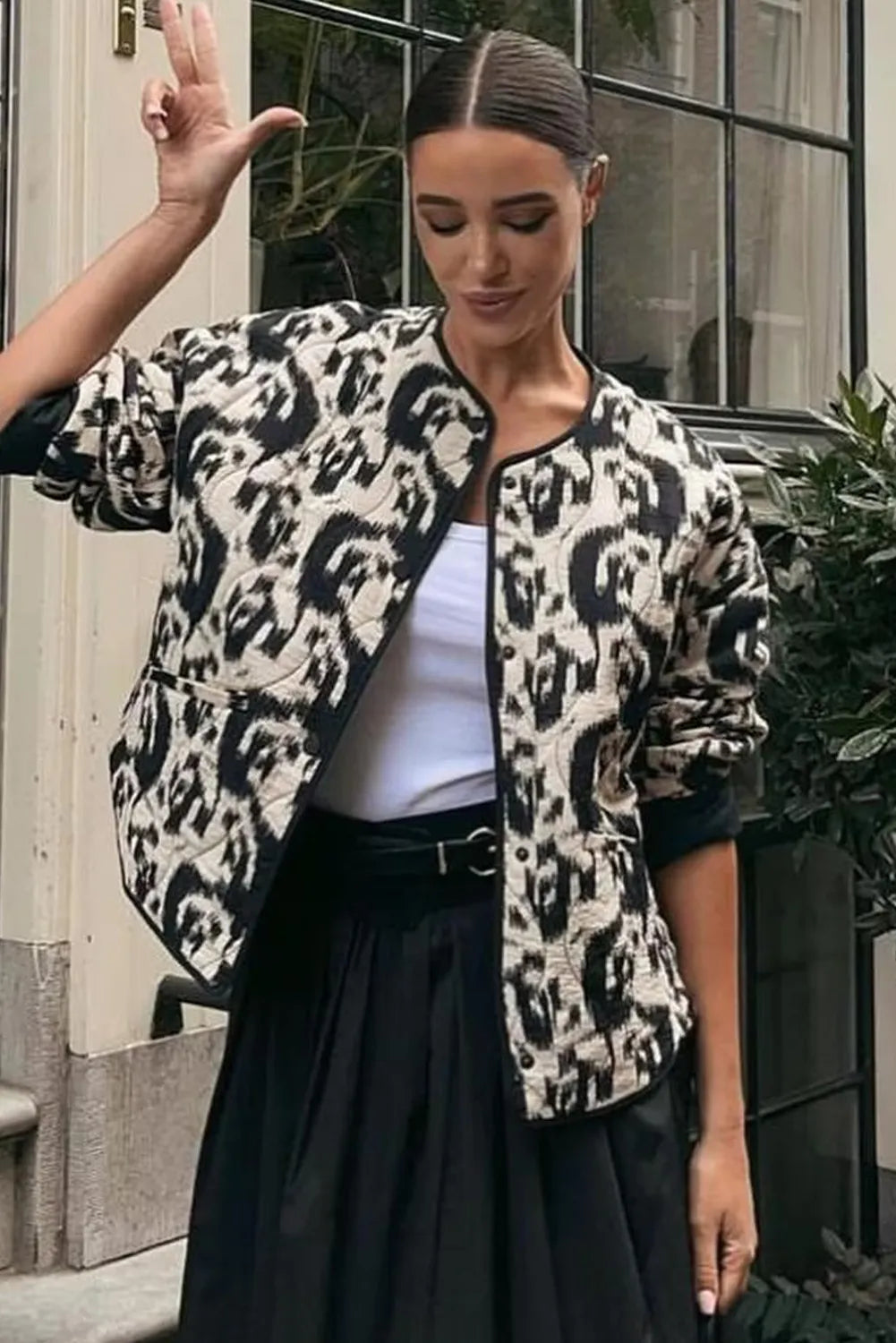 White Abstract Print Side Pockets Buttoned Jacket - Chic Meadow Boutique 