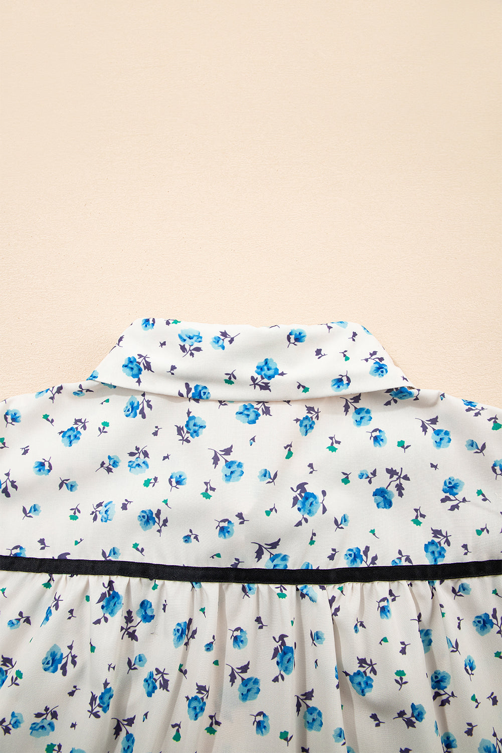 White Contrast Trim Floral Puff Short Sleeve Shirt