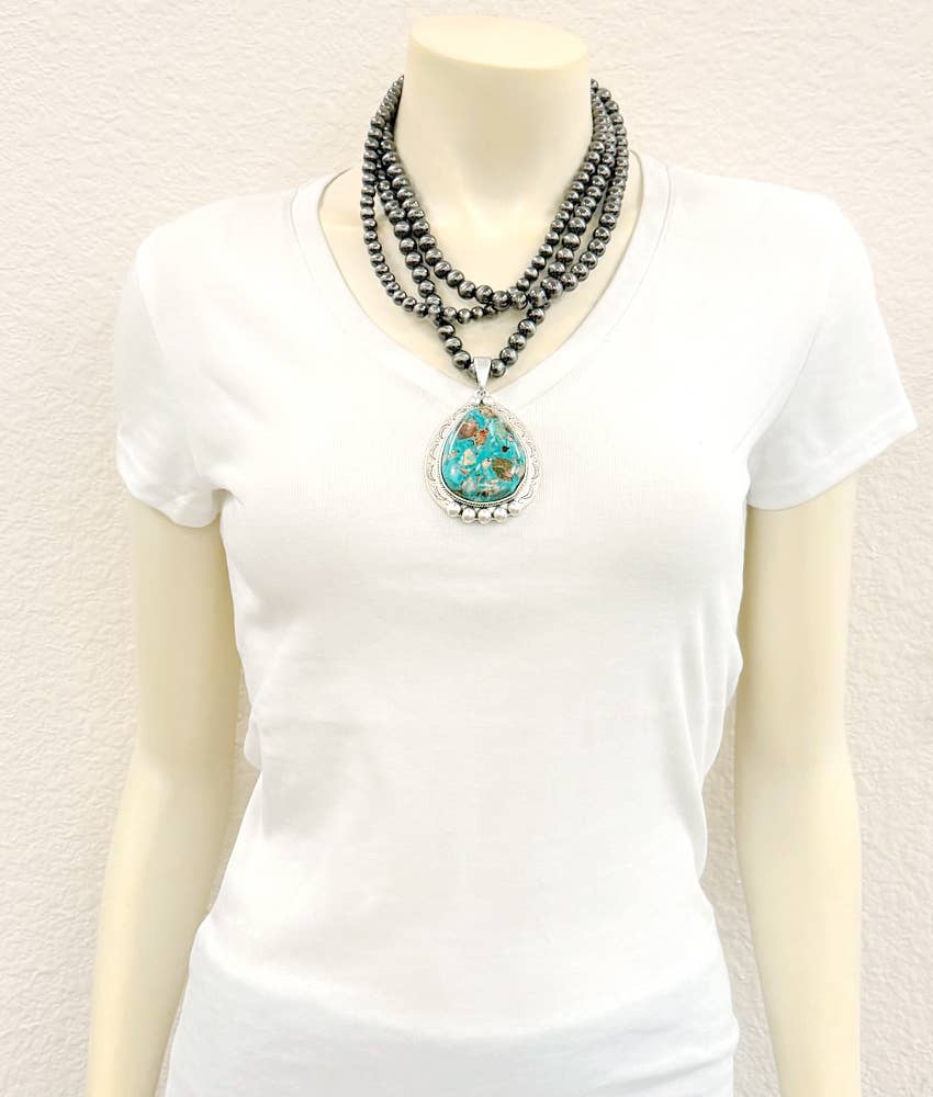 739733, 18" Handmade Polish Navajo Gemstone Necklace