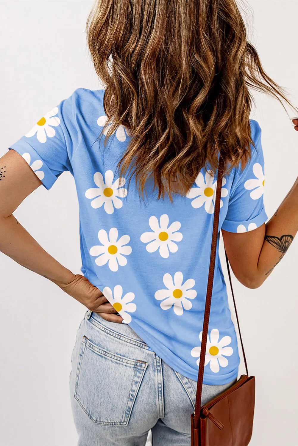 Sky Blue Daisy Printed Crewneck T Shirt - Chic Meadow Boutique 