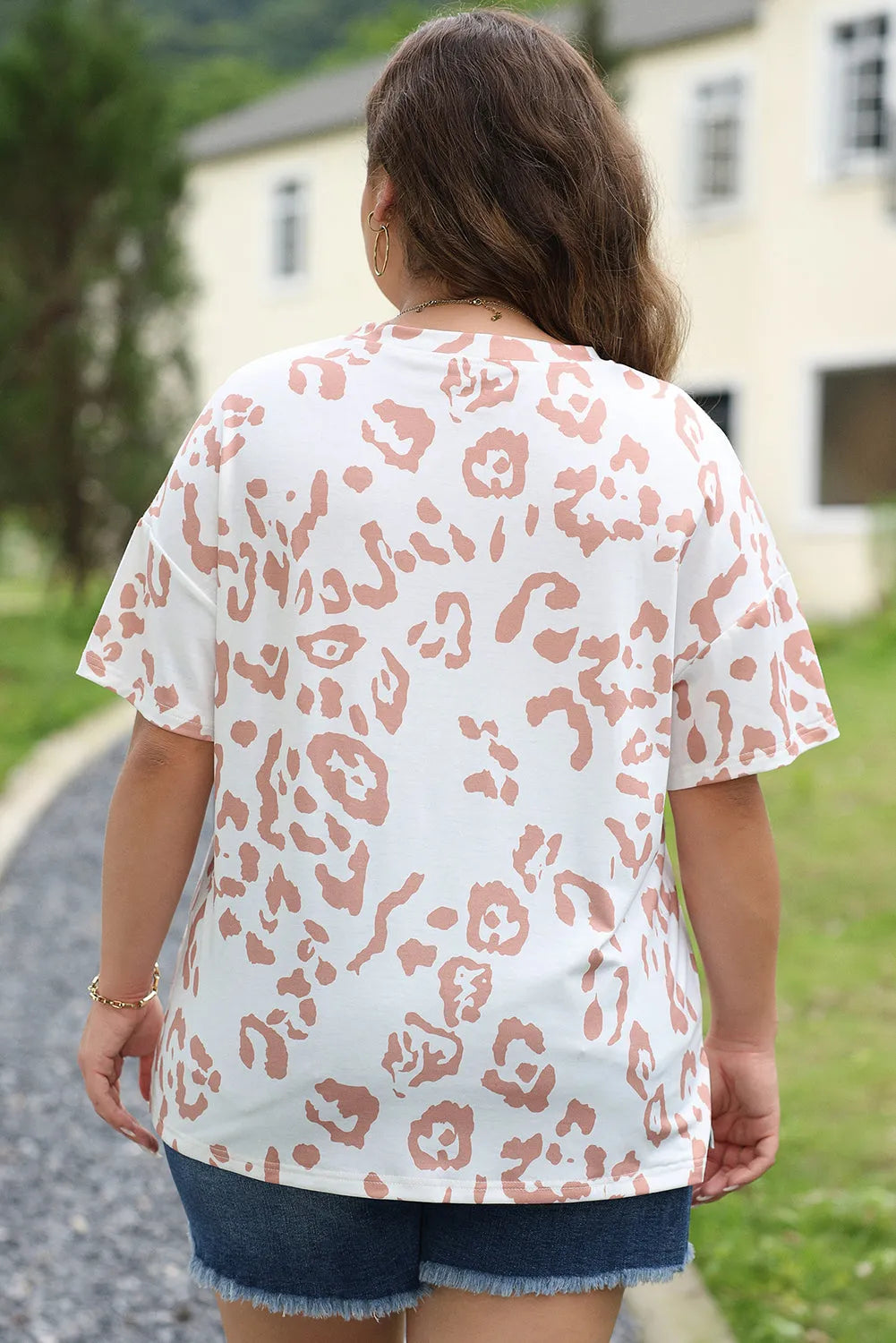 White Plus Size Leopard Print V Neck Short Sleeve Top - Chic Meadow Boutique 