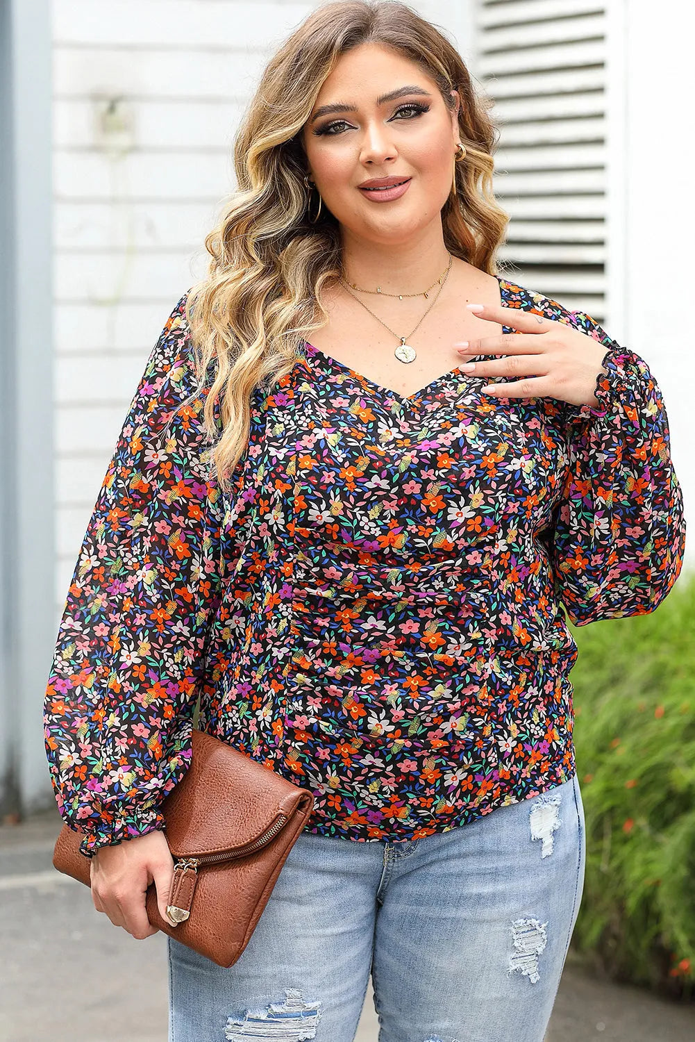 Black Plus Size V Neck Bubble Sleeve Floral Blouse - Chic Meadow Boutique 