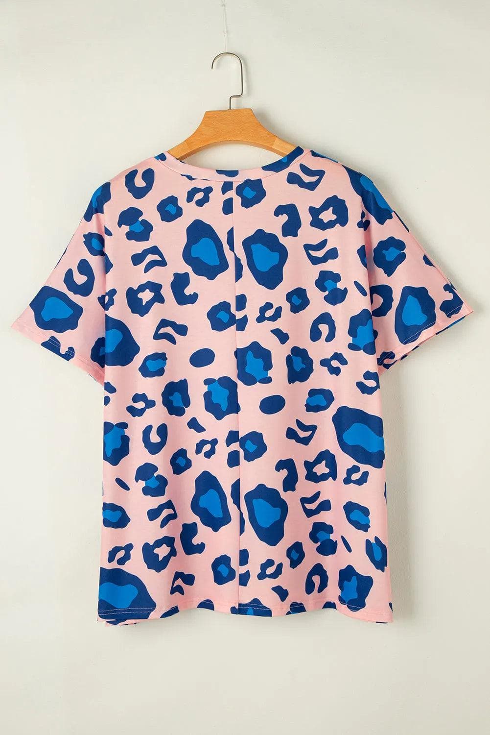 Plus Size/Plus Size Tops/Plus Size Tops & Tees Pink Leopard Print V Neck Plus Size Tee