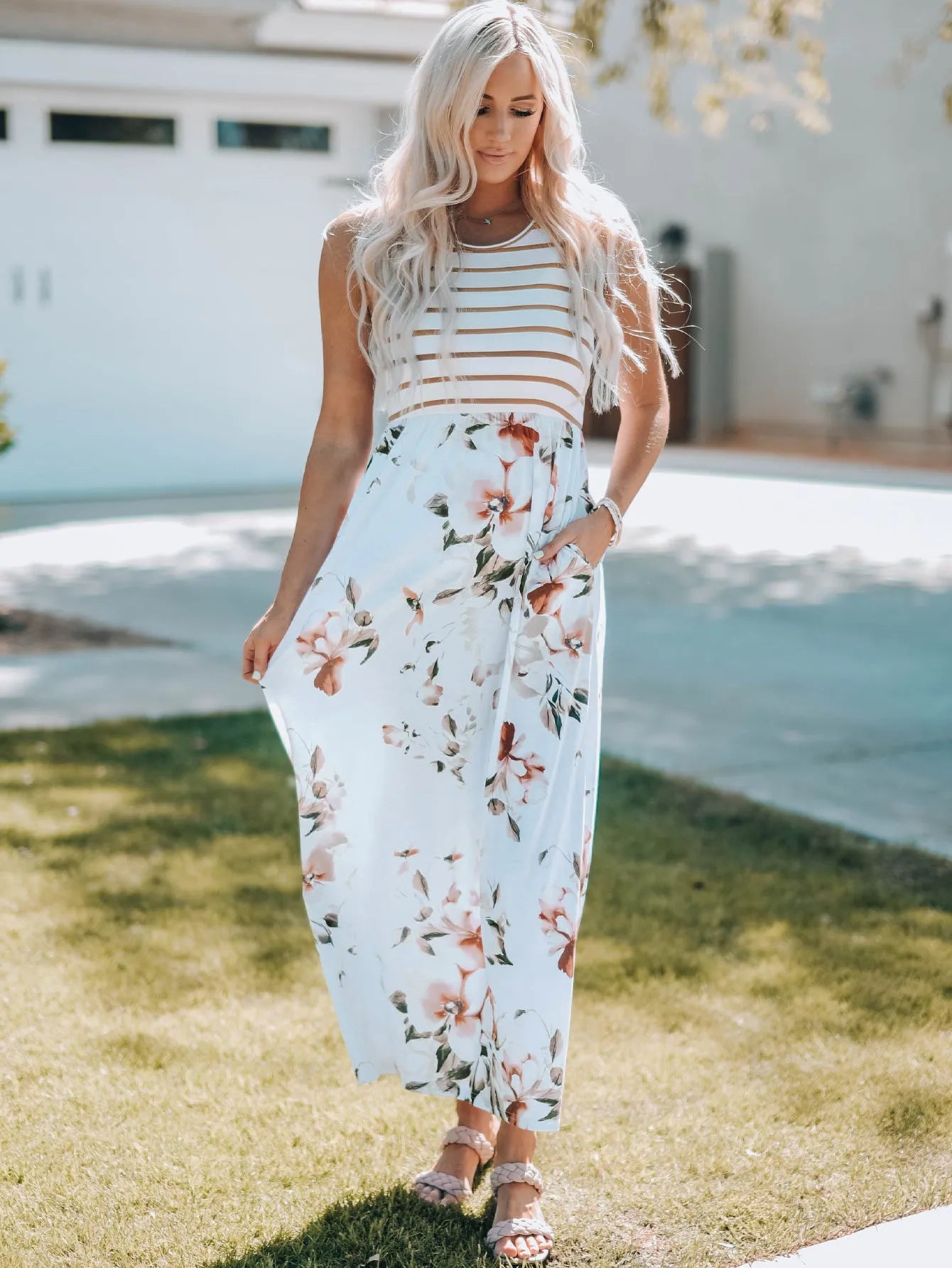 Dresses/Maxi Dresses White Striped Floral Print Sleeveless Maxi Dress with Pocket