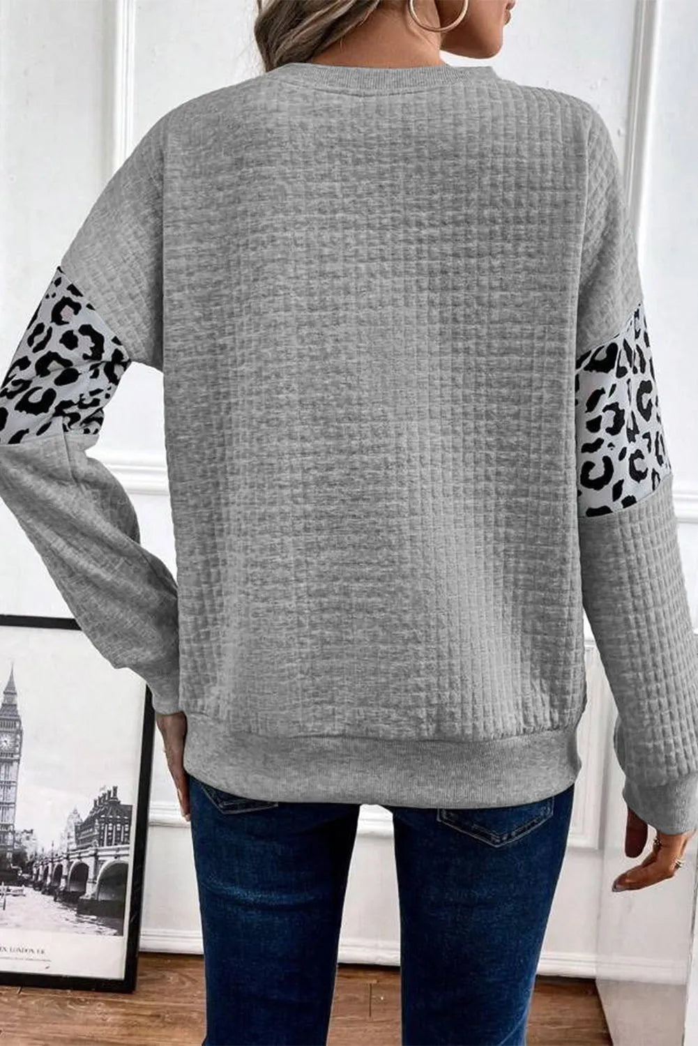 Tops/Sweatshirts & Hoodies Gray Leopard Quilted Patchwork Crew Neck Sweatshirt