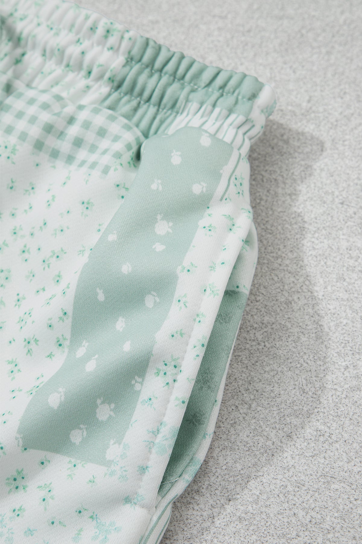 Green Patchwork Floral Print Drop Shoulder Baggy Pullover Drawstring Shorts Set