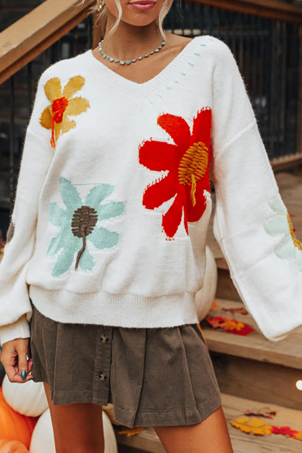 White Big Flower Pattern V Neck Drop Shoulder Sweater - Chic Meadow Boutique 