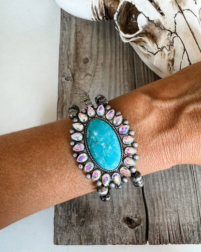 Western Beaded Bracelet Navajo Style Turquoise Accent Stone