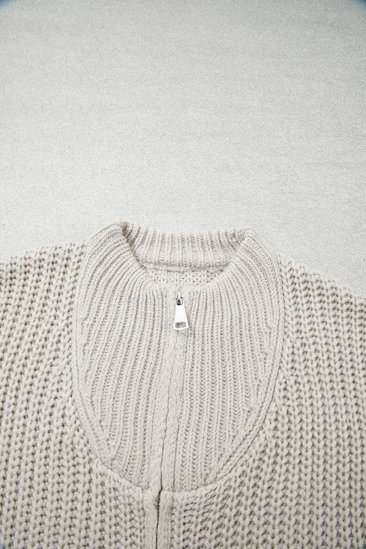 Jet Stream Solid Color Short Sleeve Zipper Knit High Neck Sweater