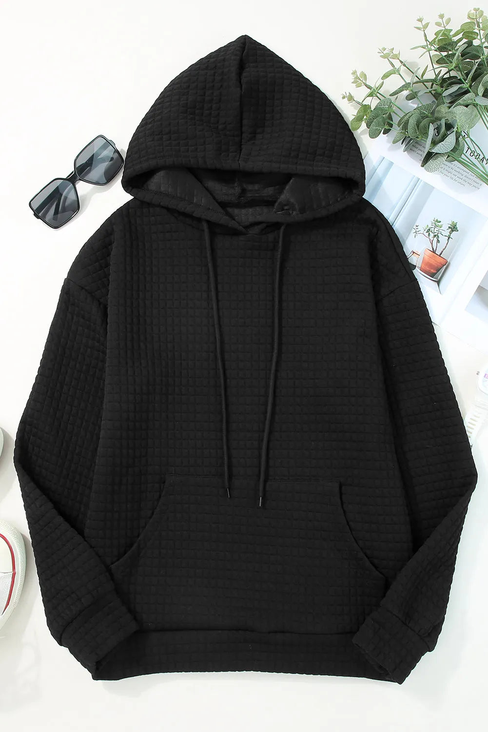 Black Quilted Kangaroo Pocket Drawstring Hoodie - Chic Meadow Boutique 