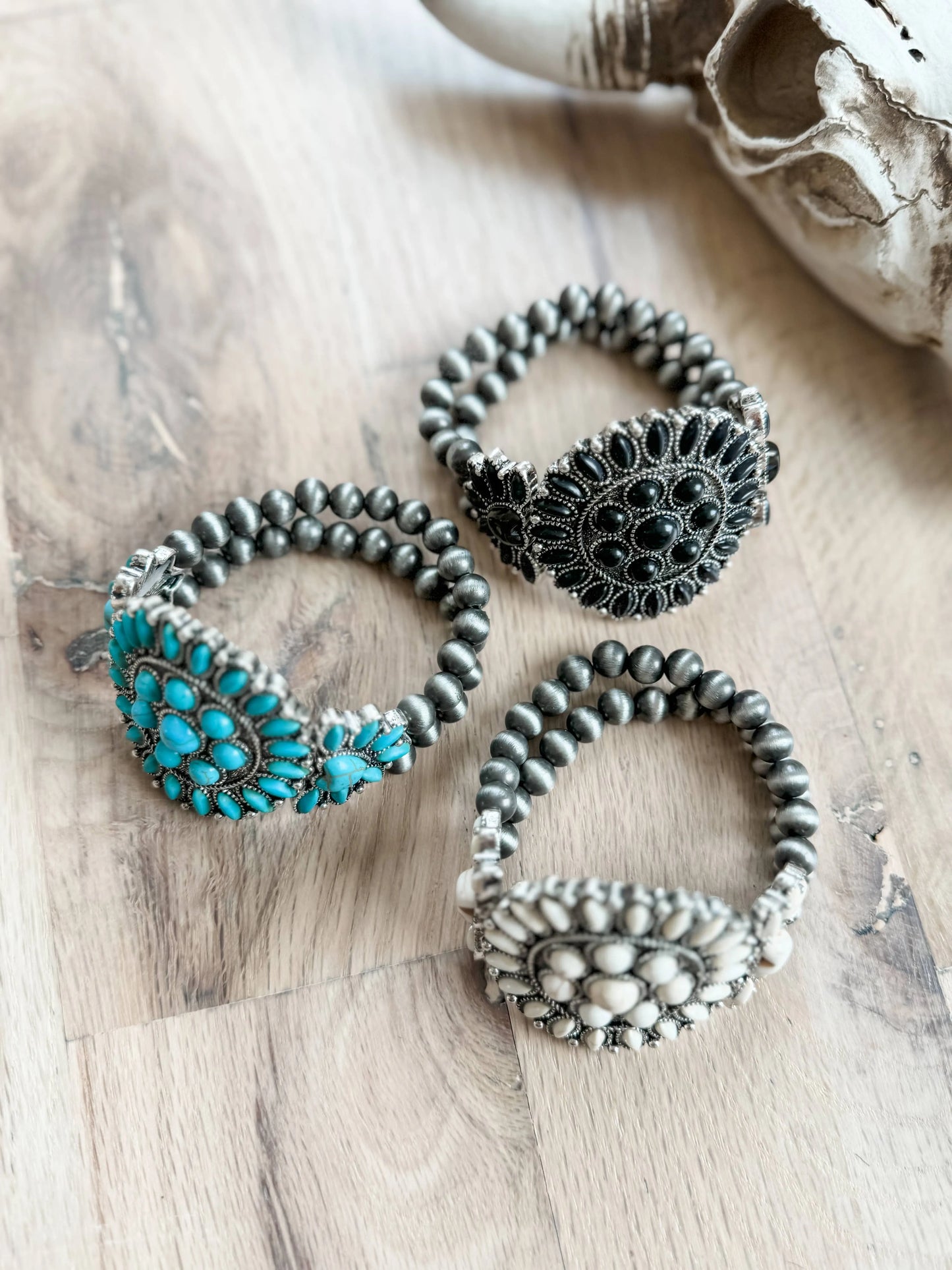 Western Concho Stretch Bracelet: TURQUOISE - Chic Meadow Boutique 