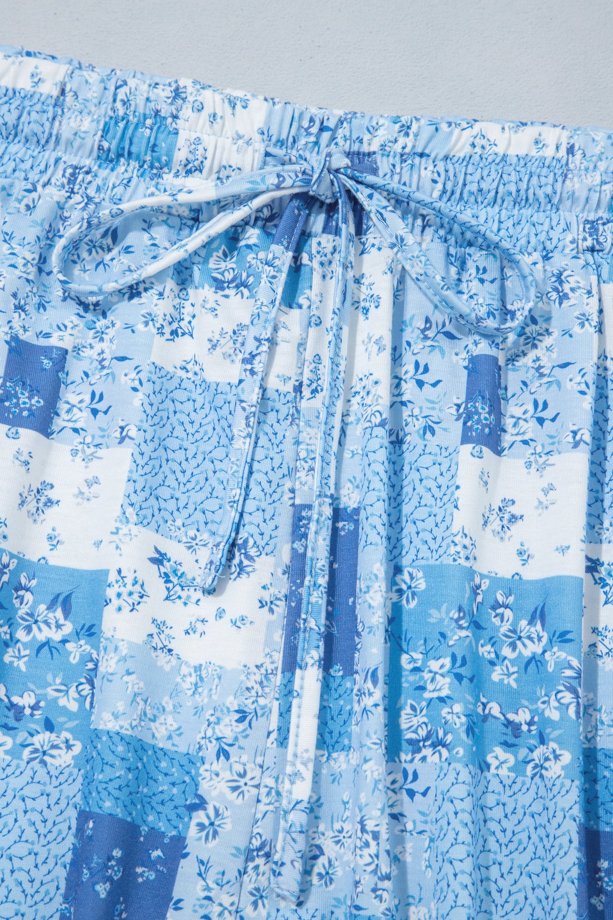 Blue Floral Patchwork V-Neck Long Sleeve Short Bottoms Plus Size Set