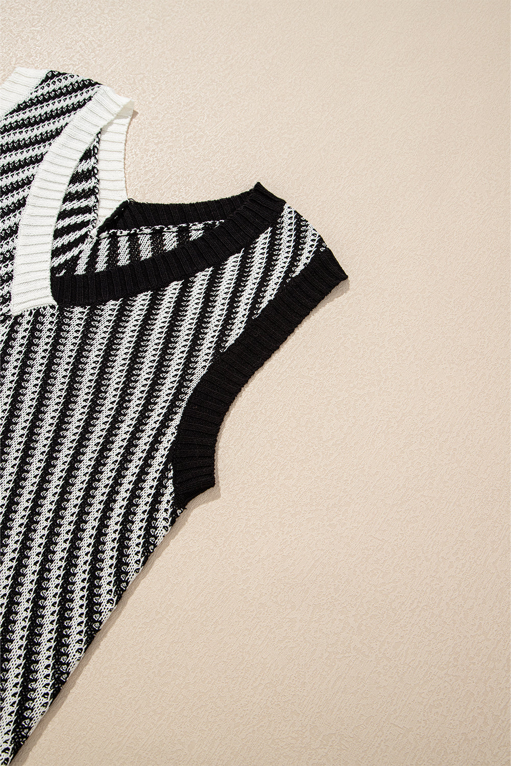 Black Contrast Chevron Knit V Neck Sweater Vest