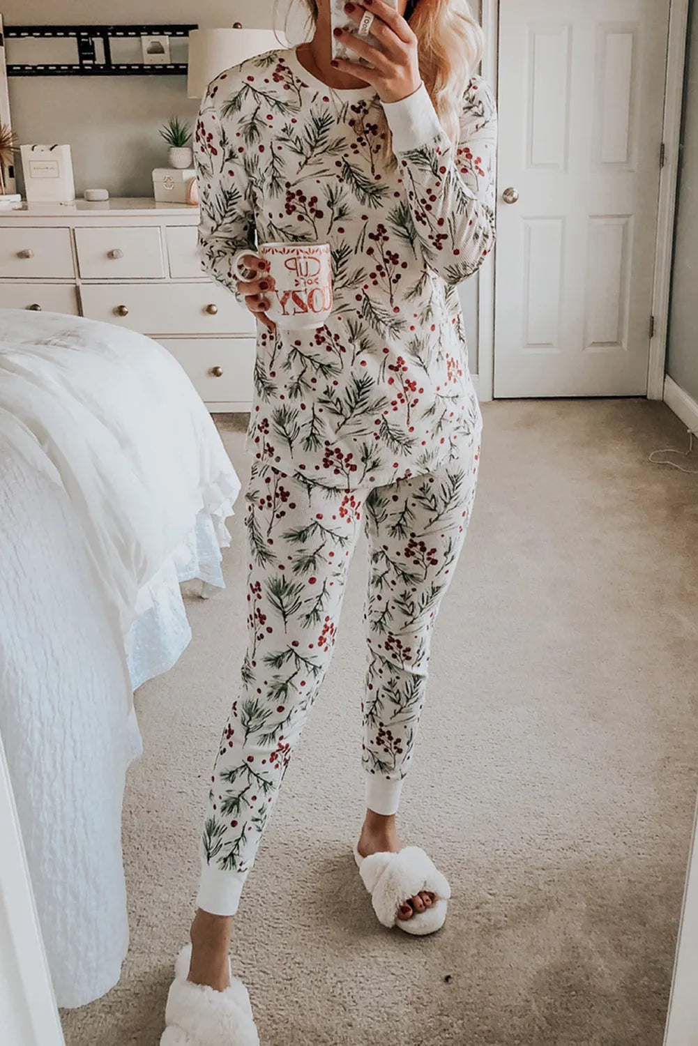 White Holly Print Thermal Pullover Pants Lounge Set - Chic Meadow Boutique 