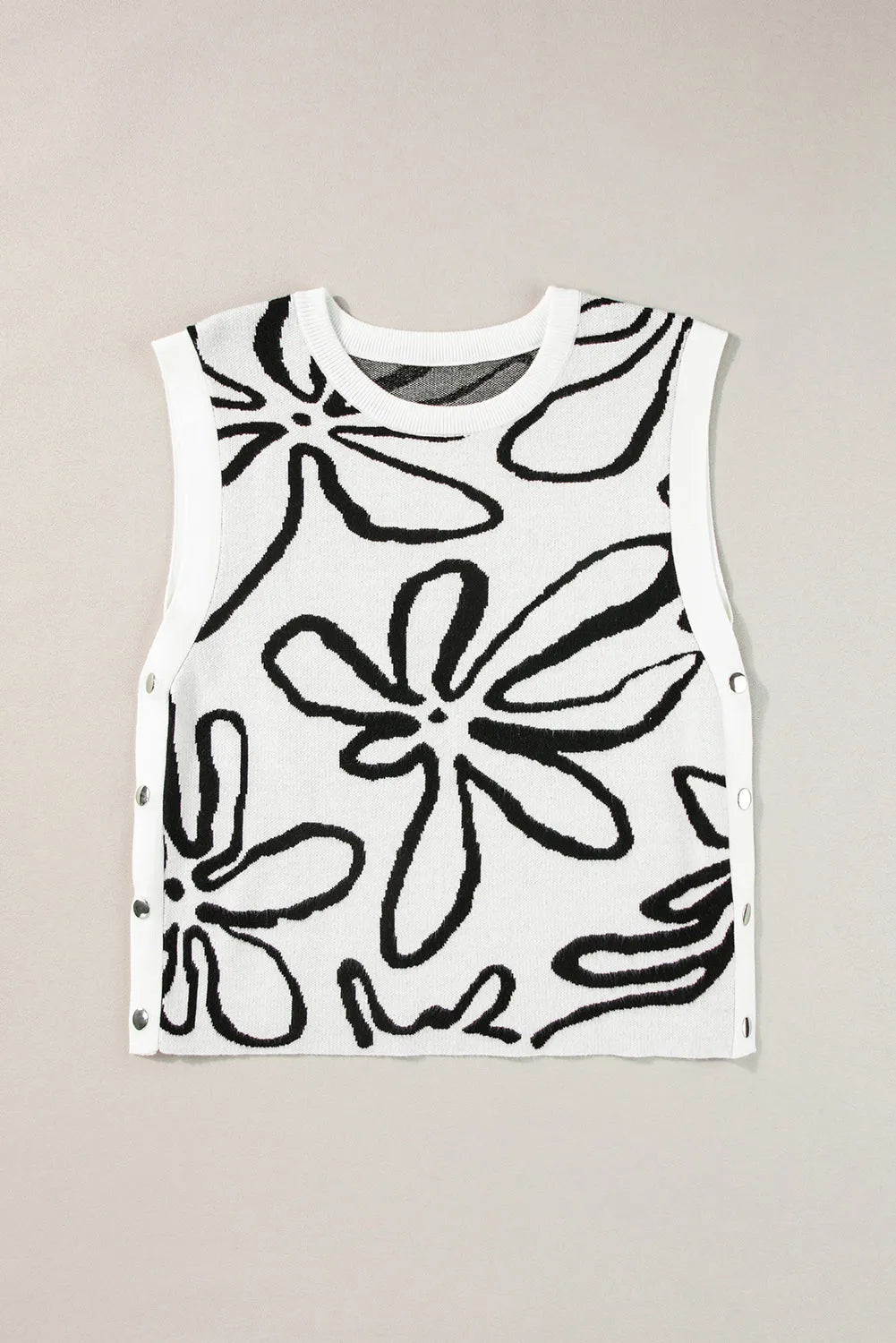 White Button Sides Sleeveless Floral Knitted Top - Chic Meadow Boutique 