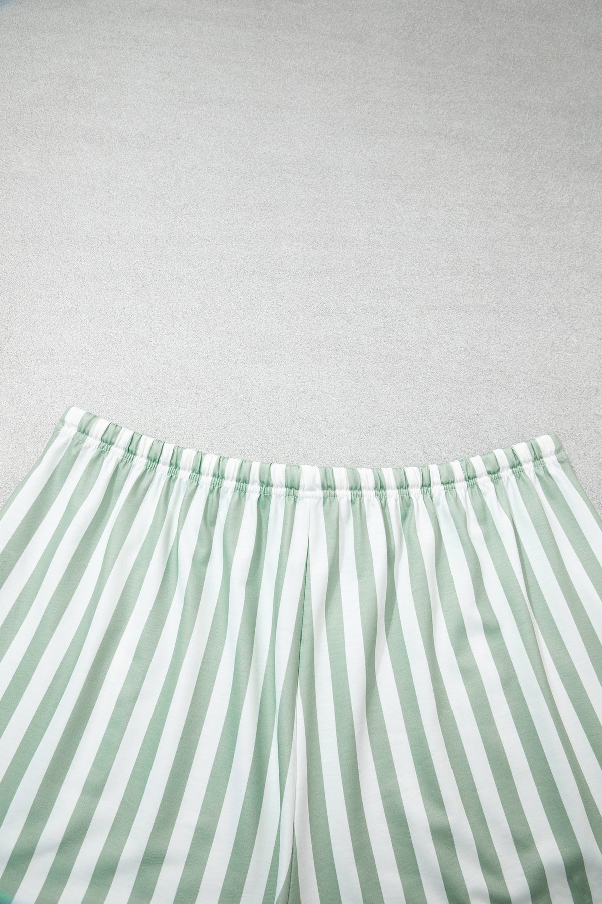Smoke Green Striped Patchwork V Neck Two Piece Shorts Plus Size Set