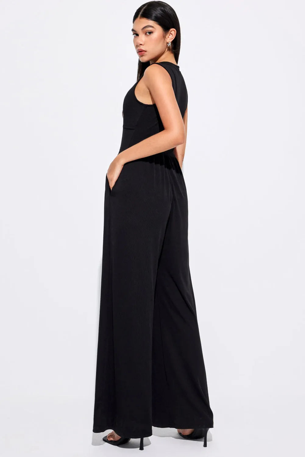 Black Cinched Waist Sleeveless Wide Leg Jumpsuit - Chic Meadow Boutique 