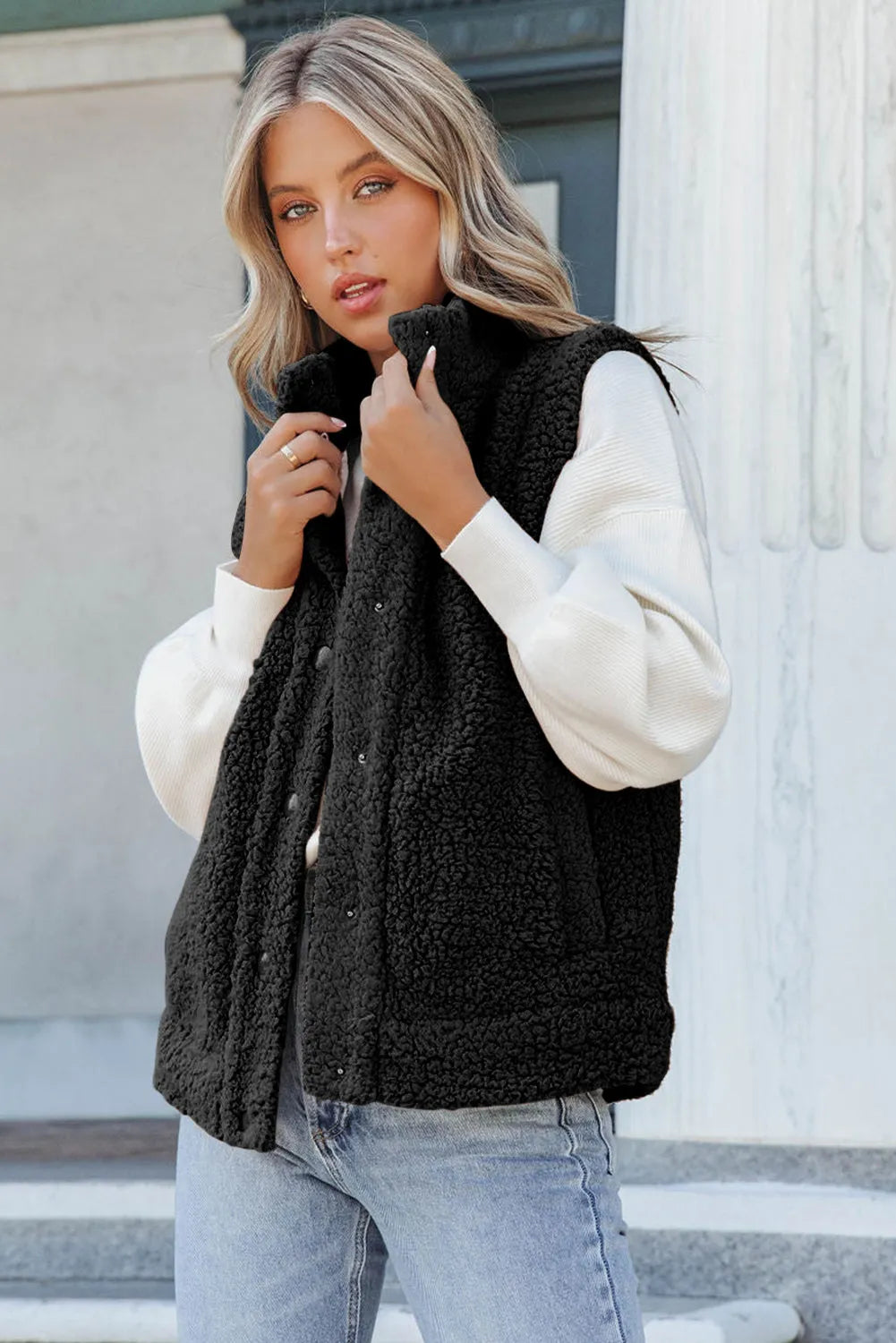 Black Snap Button Pocketed Sherpa Vest Jacket - Chic Meadow Boutique 